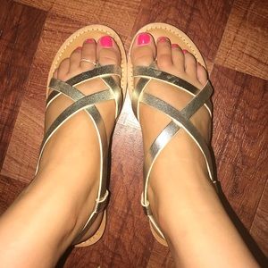 American Eagle Sandals